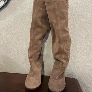 Vince Camuto Braden tan leather boots size 6.5
